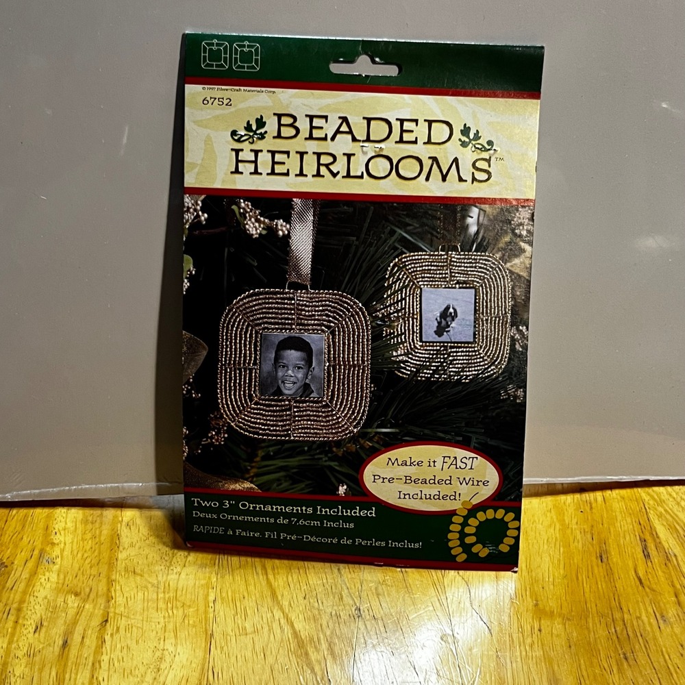 Fibre-Craft 3in Beaded Heirlooms Ornament Kit Gold 1997 Vintage DIY Photo Frame